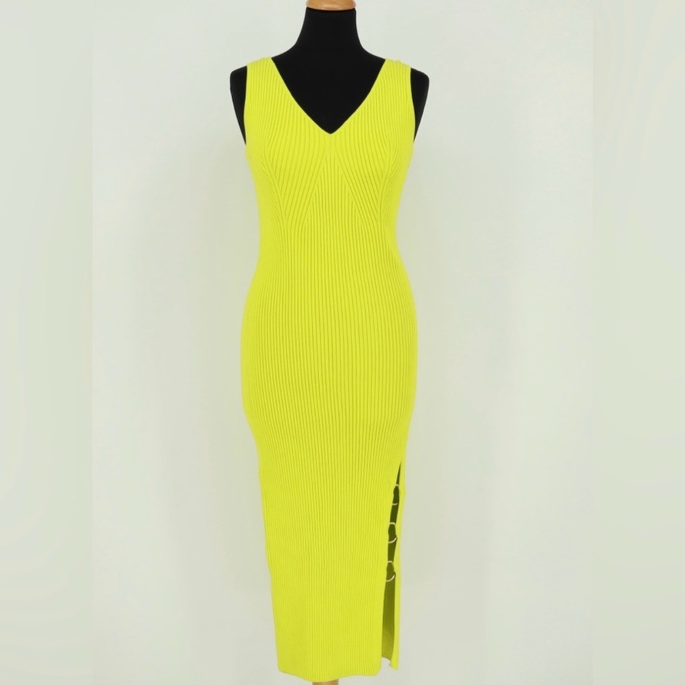 House of Harlow 1960 “Yellow Plum”Green Ribbed Midi Dress